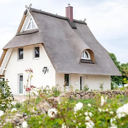 Haffblick - Mit Kamin Und Sauna Fuer 6 Personen Pepelow
