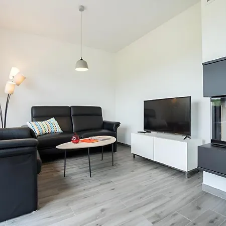 Holiday home Haffblick - Mit Kamin, Sauna Und Meerblick Pepelow