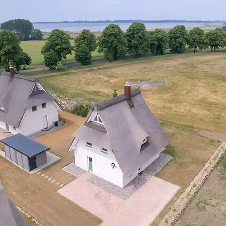 Haffblick - Mit Kamin Und Sauna Fuer 6 Personen * Pepelow